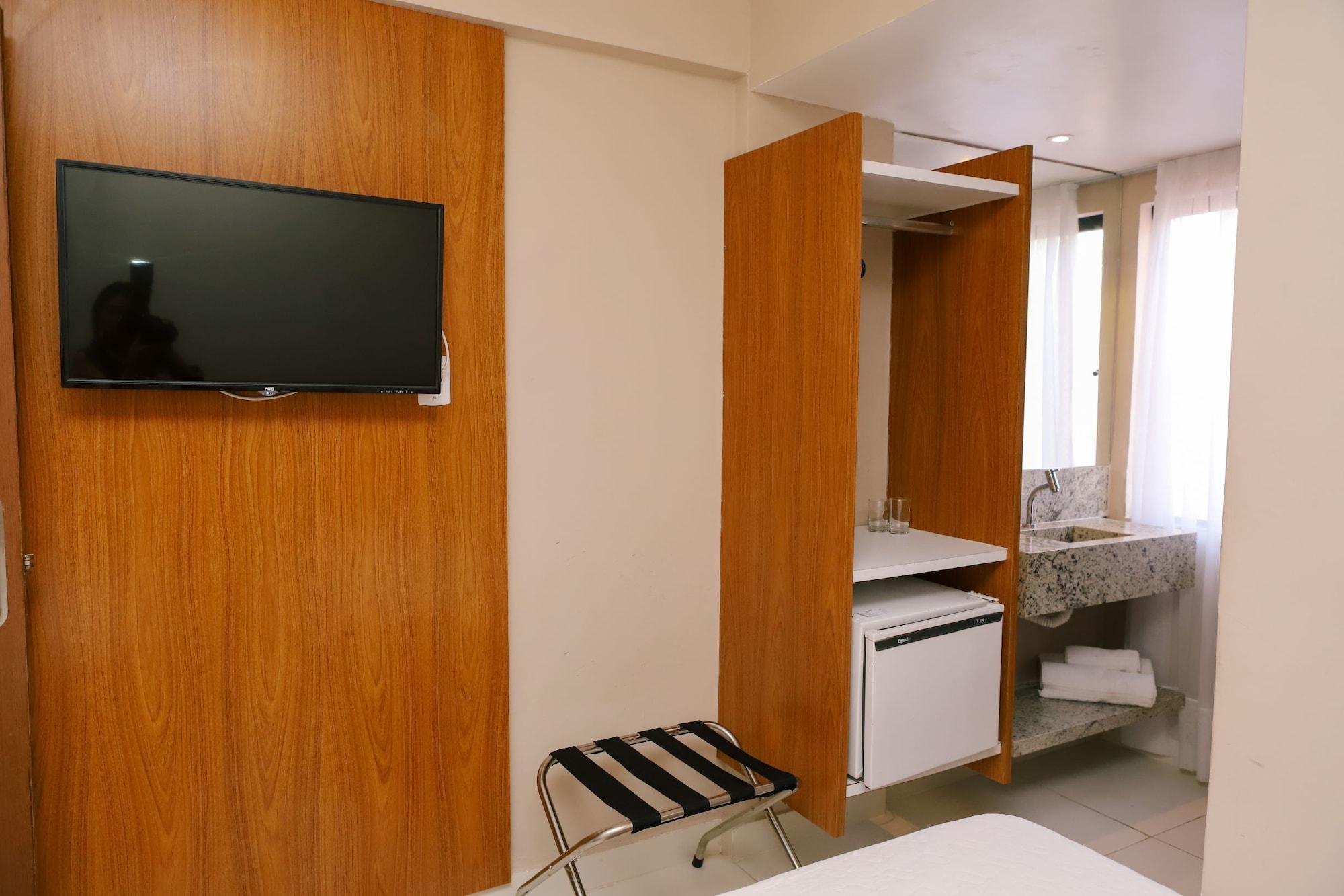 Hotel Porto Suítes 3*